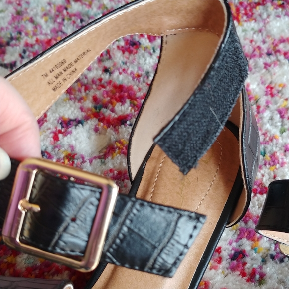 NEW-No Box 😎 Ankle Strap Wedge Sandals - Picture 5 of 9